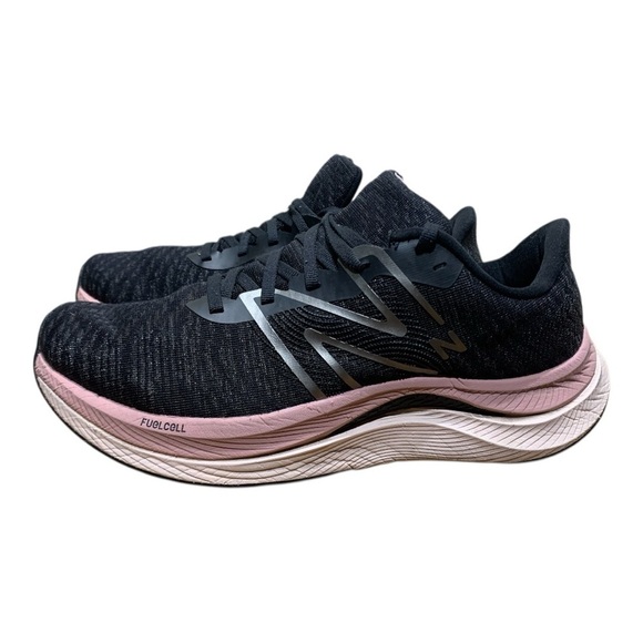New Balance Women's Fuel Cell Propel V4 Running Shoes Sz 10 - Picture 1 of 8
